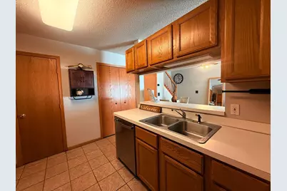 1825 Southcross Drive W #2306, Burnsville, MN 55306 - Photo 5