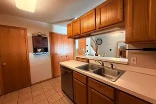 1825 Southcross Dr W, Burnsville, MN 55306 - Photo 5