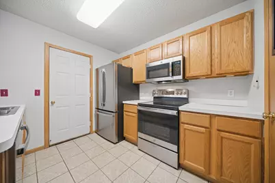 1825 Southcross Drive W #2306, Burnsville, MN 55306 - Photo 7