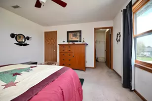 211 Sunset Ave NW, Altura, MN 55910 - Photo 9