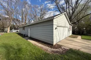 1416 7th St SW, Willmar, MN 56201 - Photo 23