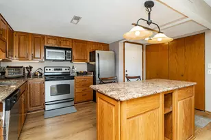 625 19th St NW, Rochester, MN 55901 - Photo 3