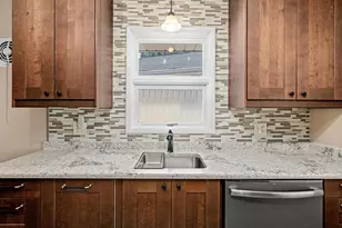 250 MacArthur St E, South Saint Paul, MN 55075 - Photo 9