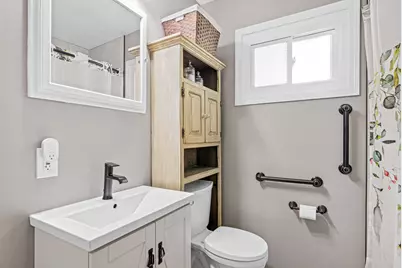 250 Macarthur Street E, South Saint Paul, MN 55075 - Photo 15