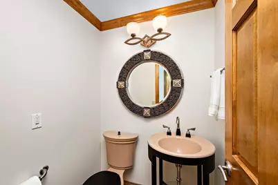 101 Willoughby Way E, Minnetonka, MN 55305 - Photo 35