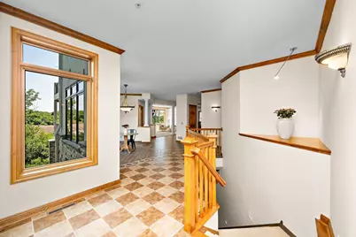 101 Willoughby Way E, Minnetonka, MN 55305 - Photo 9