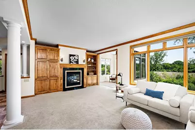 101 Willoughby Way E, Minnetonka, MN 55305 - Photo 7