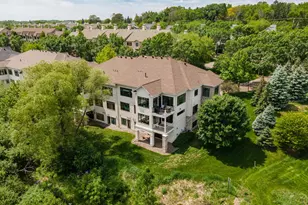 101 Willoughby Way E, Minnetonka, MN 55305 - Photo 3