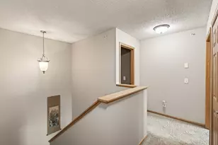 15602 Eagles Nest Wy, Apple Valley, MN 55124 - Photo 9