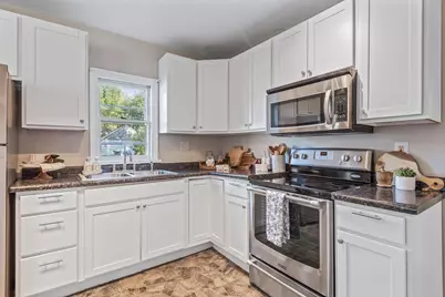 609 Jessamine Avenue E, Saint Paul, MN 55130 - Photo 15