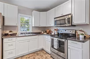 609 Jessamine Ave E, Saint Paul, MN 55130 - Photo 15