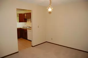 5201 Balmoral Ln, Bloomington, MN 55437 - Photo 5