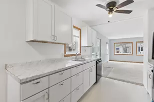 1669 Bluebird Ln, Mound, MN 55364 - Photo 9