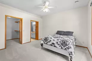 6543 Riverwood Ln, Brooklyn Center, MN 55430 - Photo 15