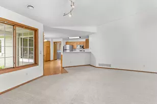 6543 Riverwood Ln, Brooklyn Center, MN 55430 - Photo 11