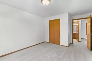 6543 Riverwood Ln, Brooklyn Center, MN 55430 - Photo 19