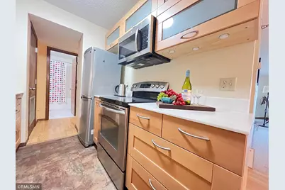26 10th Street W #607, Saint Paul, MN 55102 - Photo 5