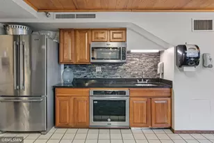 26 10th Street W, Saint Paul, MN 55102 - Photo 31