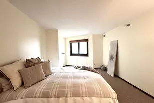 26 10th Street W, Saint Paul, MN 55102 - Photo 9