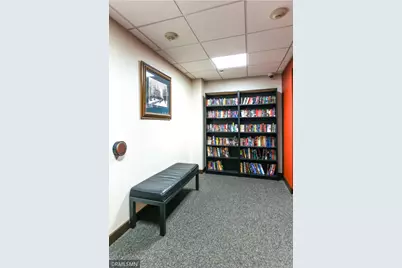 26 10th Street W #607, Saint Paul, MN 55102 - Photo 35