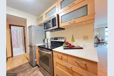 26 10th Street W #607, Saint Paul, MN 55102 - Photo 5