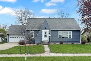 2817 Norwood Ave, Slayton, MN 56172 - Photo 1