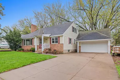 1244 Skillman Avenue W, Roseville, MN 55113 - Photo 1