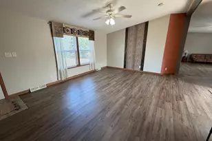 58296 Co Rd 12, Warroad, MN 56763 - Photo 11