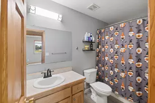 603 Hickory St SW, Isanti, MN 55040 - Photo 9