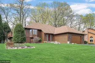18603 Kristie Ln, Eden Prairie, MN 55346 - Photo 1