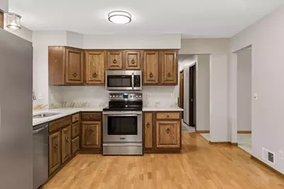 13720 Oakland Drive, Burnsville, MN 55337 - Photo 15