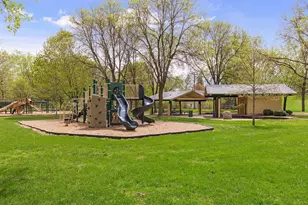 13720 Oakland Dr, Burnsville, MN 55337 - Photo 51