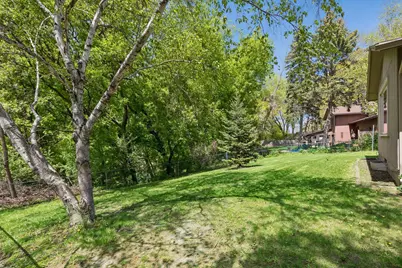 13720 Oakland Drive, Burnsville, MN 55337 - Photo 39