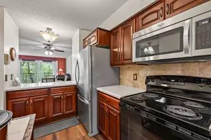 357 Belvidere St E, Saint Paul, MN 55107 - Photo 9