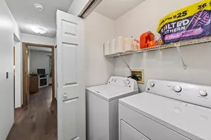 357 Belvidere St E, Saint Paul, MN 55107 - Photo 23