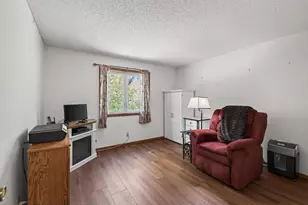 357 Belvidere St E, Saint Paul, MN 55107 - Photo 17