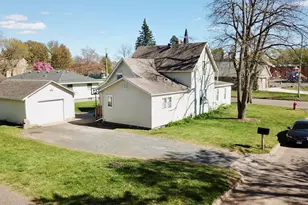 835 5th Ave SW, Pine City, MN 55063 - Photo 3