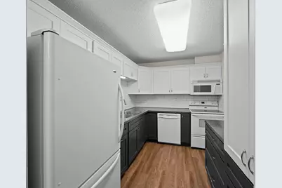 12605 Sherwood Place, Minnetonka, MN 55305 - Photo 11