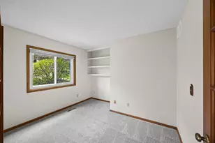 12605 Sherwood Pl, Minnetonka, MN 55305 - Photo 15