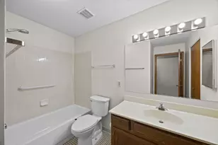 12605 Sherwood Pl, Minnetonka, MN 55305 - Photo 25