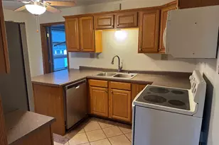 238 MacArthur St E, South Saint Paul, MN 55075 - Photo 3