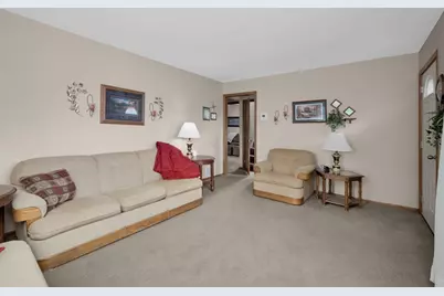 5323 6th Street NE, Fridley, MN 55421 - Photo 3