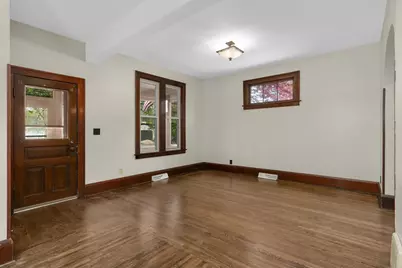 690 James Avenue, Saint Paul, MN 55102 - Photo 5