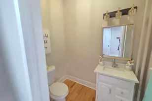 1323 Lincoln Ave, Saint Paul, MN 55105 - Photo 19