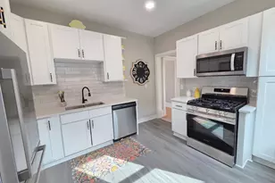 1323 Lincoln Ave, Saint Paul, MN 55105 - Photo 11