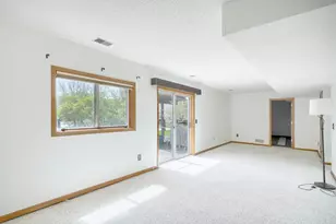 16813 Hutchinson Dr, Lakeville, MN 55044 - Photo 17