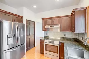 16813 Hutchinson Dr, Lakeville, MN 55044 - Photo 5