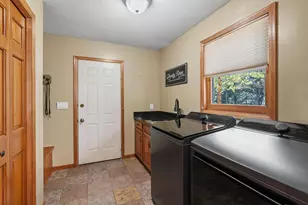 3648 Mt Vernon Ln, Woodbury, MN 55129 - Photo 35