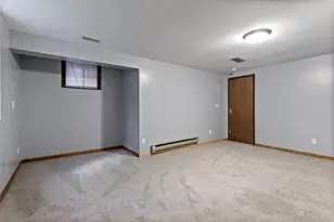6047 72nd Ln N, Brooklyn Park, MN 55429 - Photo 7