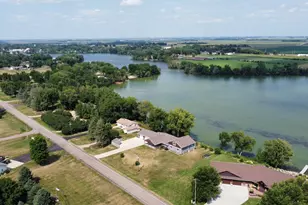 912 S Lafayette Ave, Fulda, MN 56131 - Photo 3